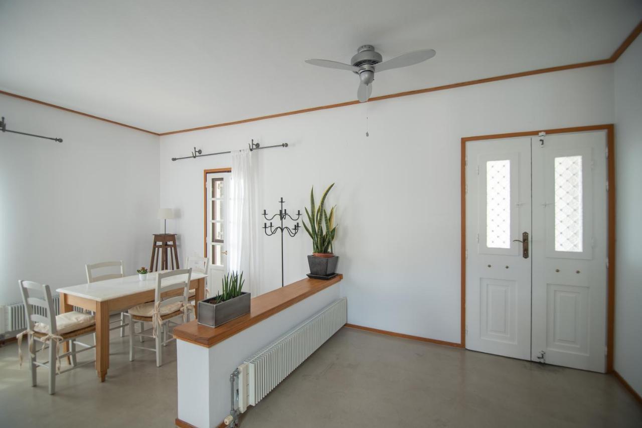 Lotos Beach Home Kini Buitenkant foto