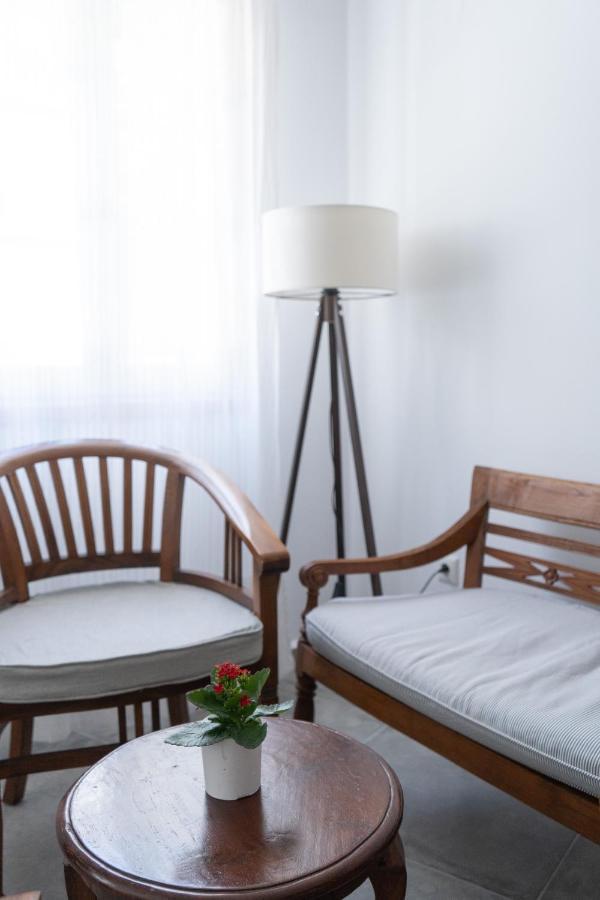 Lotos Beach Home Kini Buitenkant foto