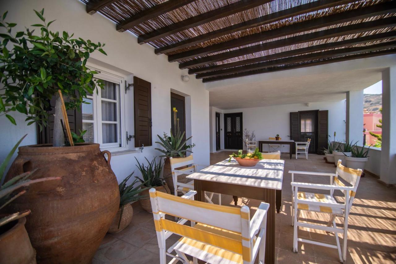 Lotos Beach Home Kini Buitenkant foto